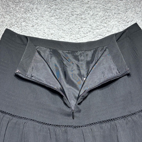 Ann Taylor LOFT Skirt Womens 6 Midi Tiered Flowy BOHO Zip Up Embroidered Office - Picture 6 of 7